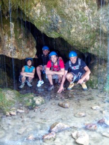 bajo la fuente de Santa Elena